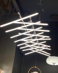 00229