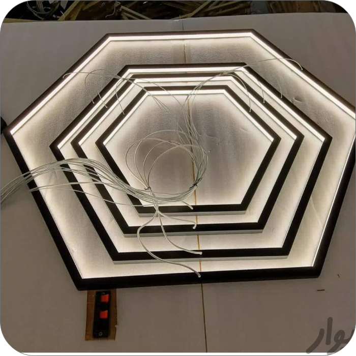 لوستر مدرن سقفی ۶ ضلعی نوک تیز کد 0012 - خرید بهترین کیفیت و قیمت در فروشگاه فروشگاه روشنایی دلوری